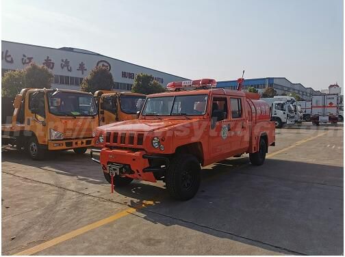 森林消防供水车