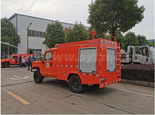森林消防救险车