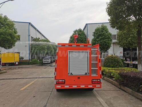 森林消防救险车