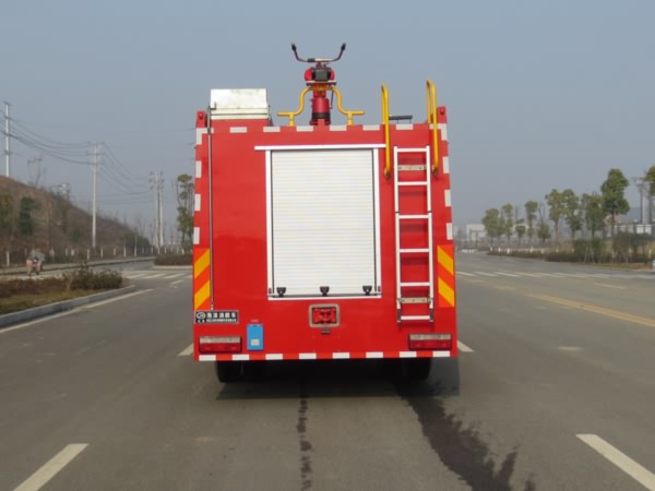江特牌JDF5140GXFPM50/E型泡沫消防车